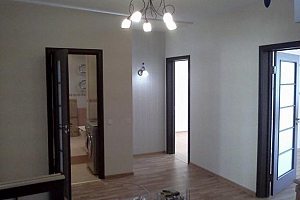 Ремонт и отделка квартир в Москве - отделка коридора в трехкомнатной квартире