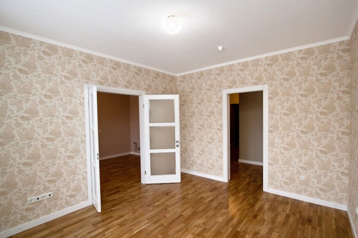 ремонт квартиры в москве - установка дверей